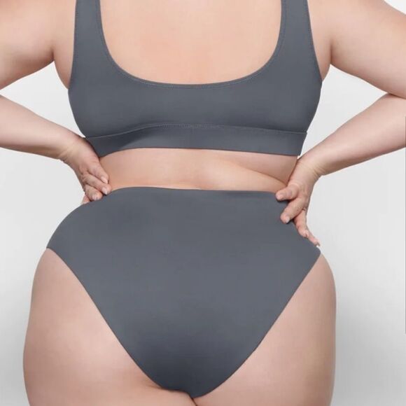 NWT SKIMS Recycled Swim Mid Coverage Bottom Swim Bikini Bottom In Gunmetal Gray - Picture 2 of 6